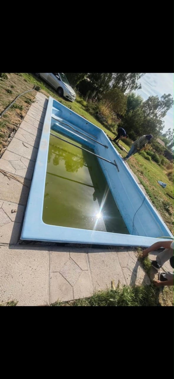 Piscina mantenimiento realizado por Sombra Hermanos