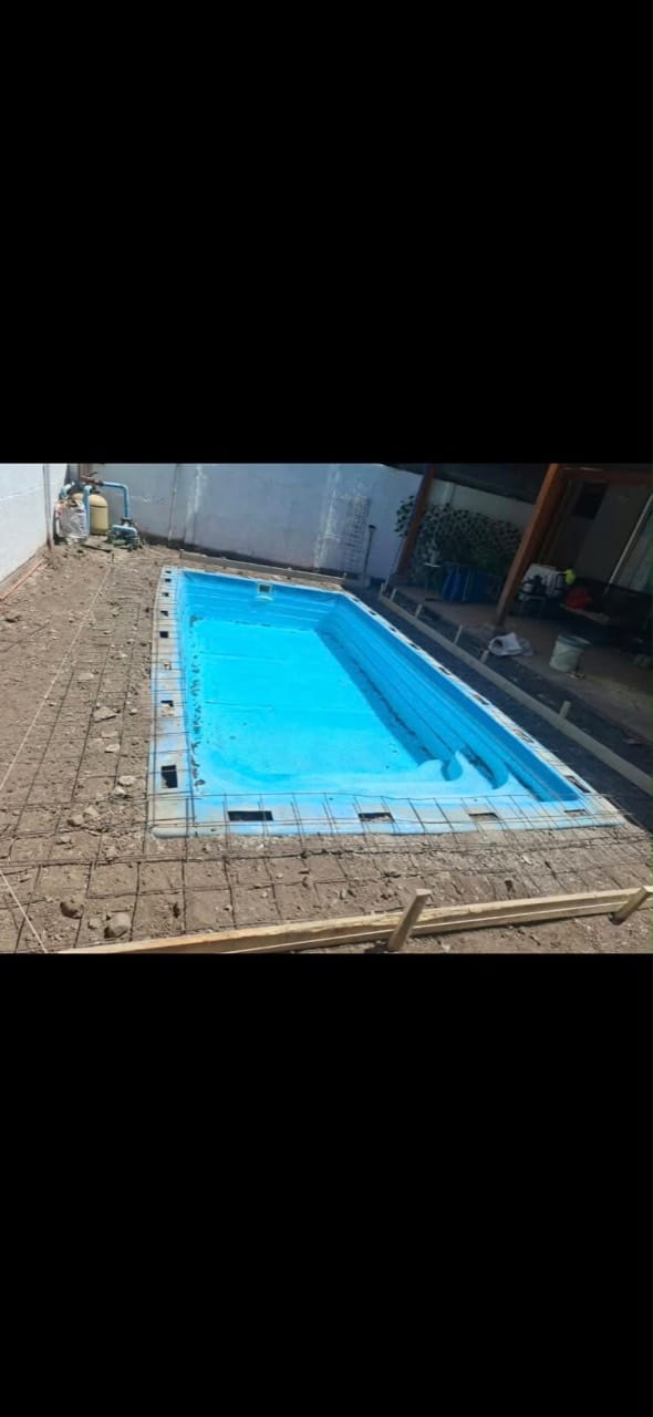 Piscina en obra realizado por Sombra Hermanos